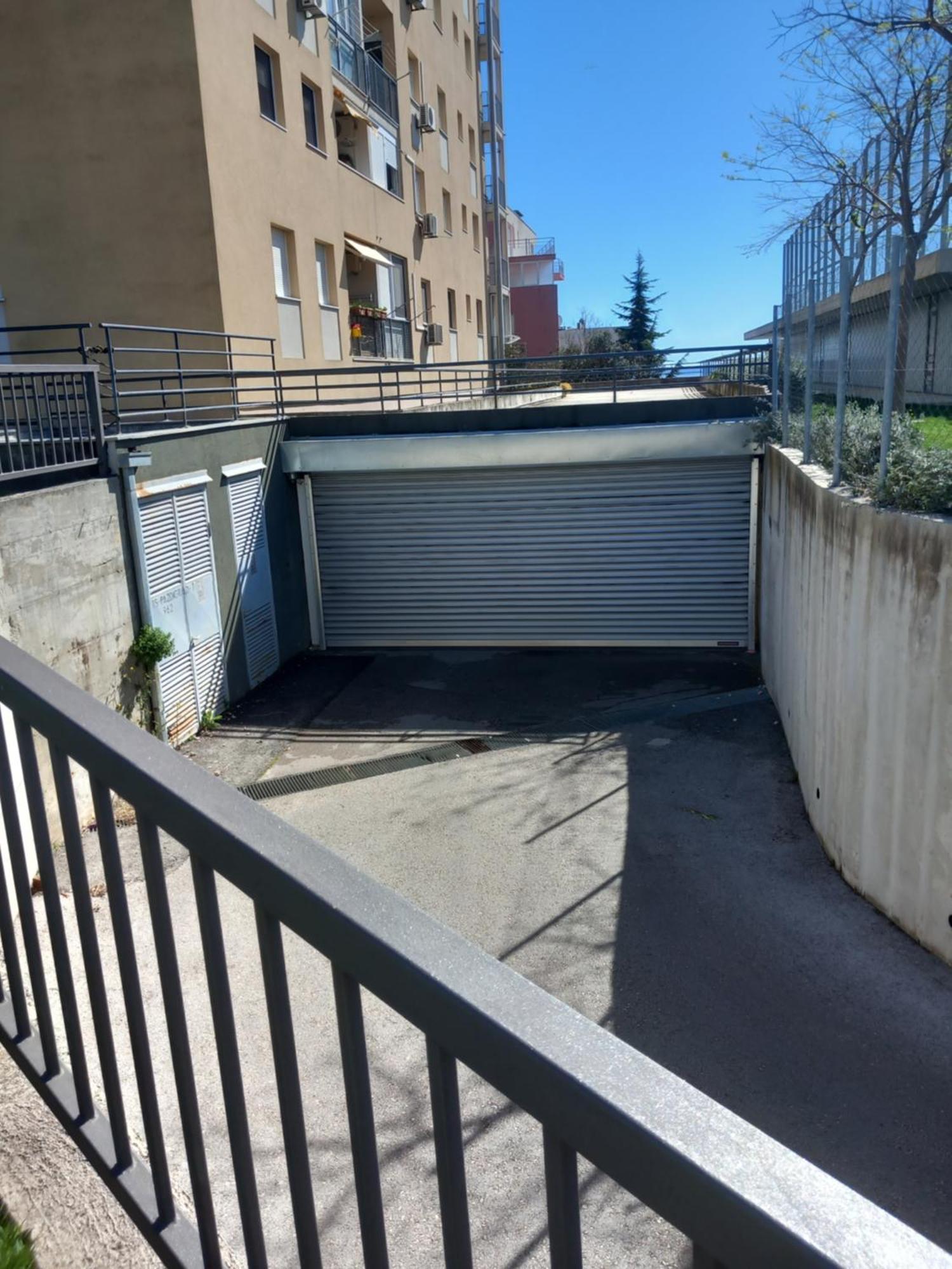 Apartment Harmony - Pleasant And Comfortable Place With A Balcony And A Secured Garage Split Exterior photo