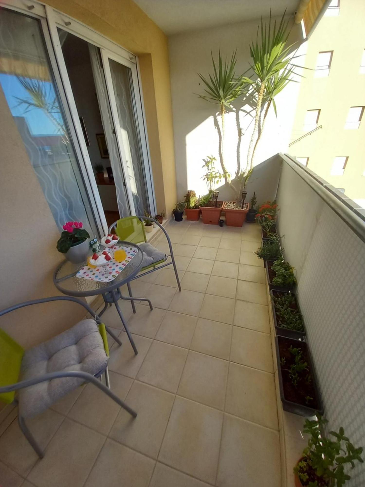 Apartment Harmony - Pleasant And Comfortable Place With A Balcony And A Secured Garage Split Exterior photo